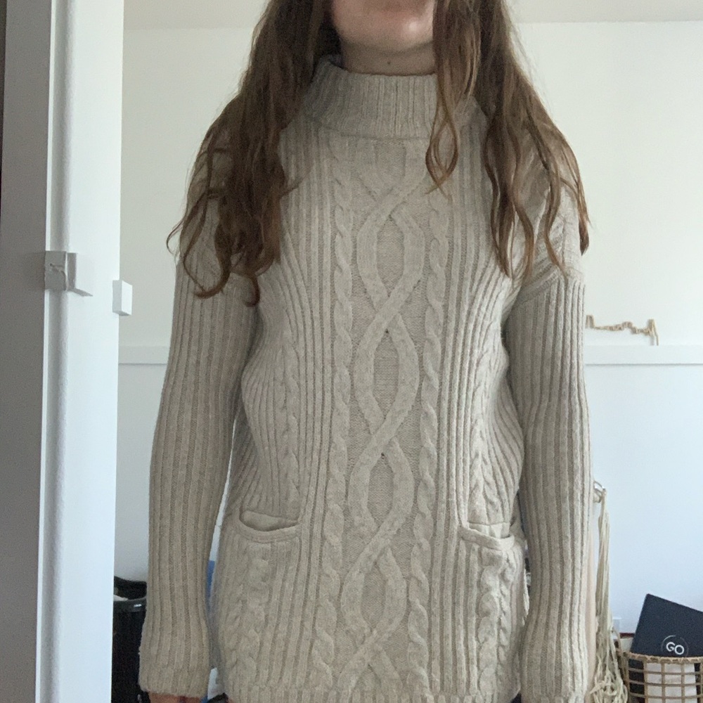 Abercrombie and Fitch cablenit turtleneck sweater